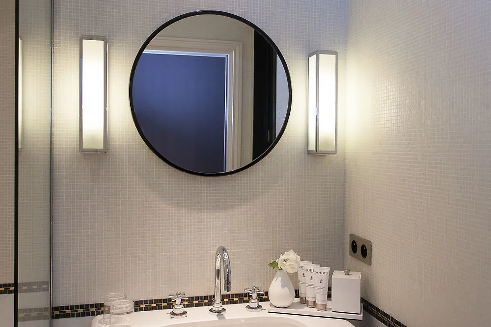 Hôtel La Tamise - Esprit de France Paris Hotel
